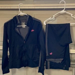 Nike Sportswear | Medium Jacket & Jogger |